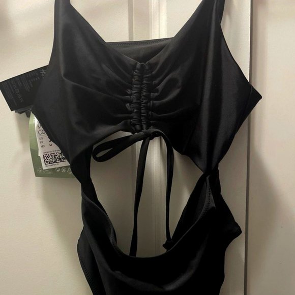 swimming suits - Picture 1 of 2